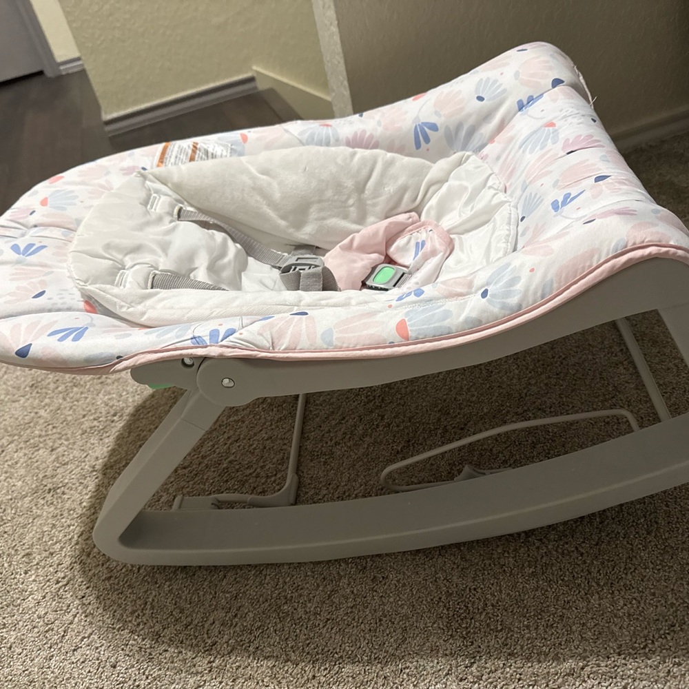 Ingenuity Baby Rocker with Floral Pattern